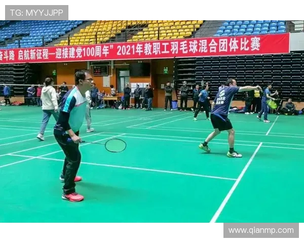 赛后分析:北京羽毛球队与广州羽毛球队的耐力较量与战术探讨 赛后分析:北京羽毛球队与广州羽毛球队的耐力较量与战术探讨