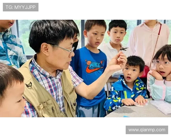 张宁的奋斗历程与成就探索：从普通学生到行业领军人物的成长之路