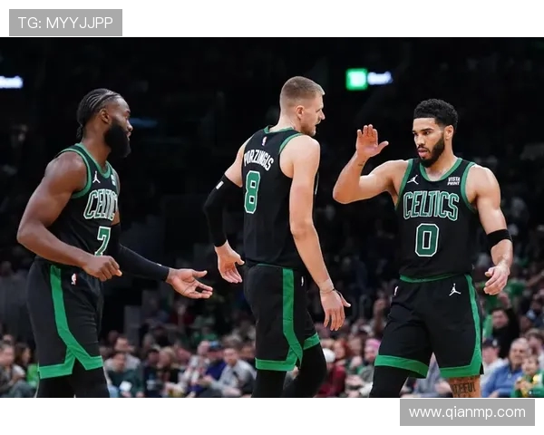 杰伦布朗：从NBA新星到篮球巨星的成长之路与未来展望