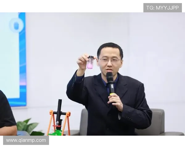 王强畅谈英雄联盟成长之路与未来展望的深度专访